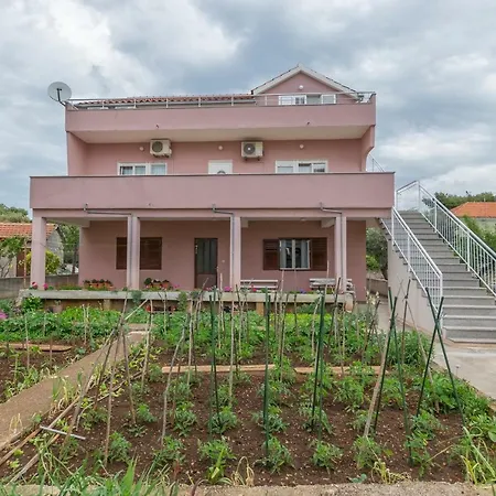 Sime Brodarica (Sibenik-Knin)